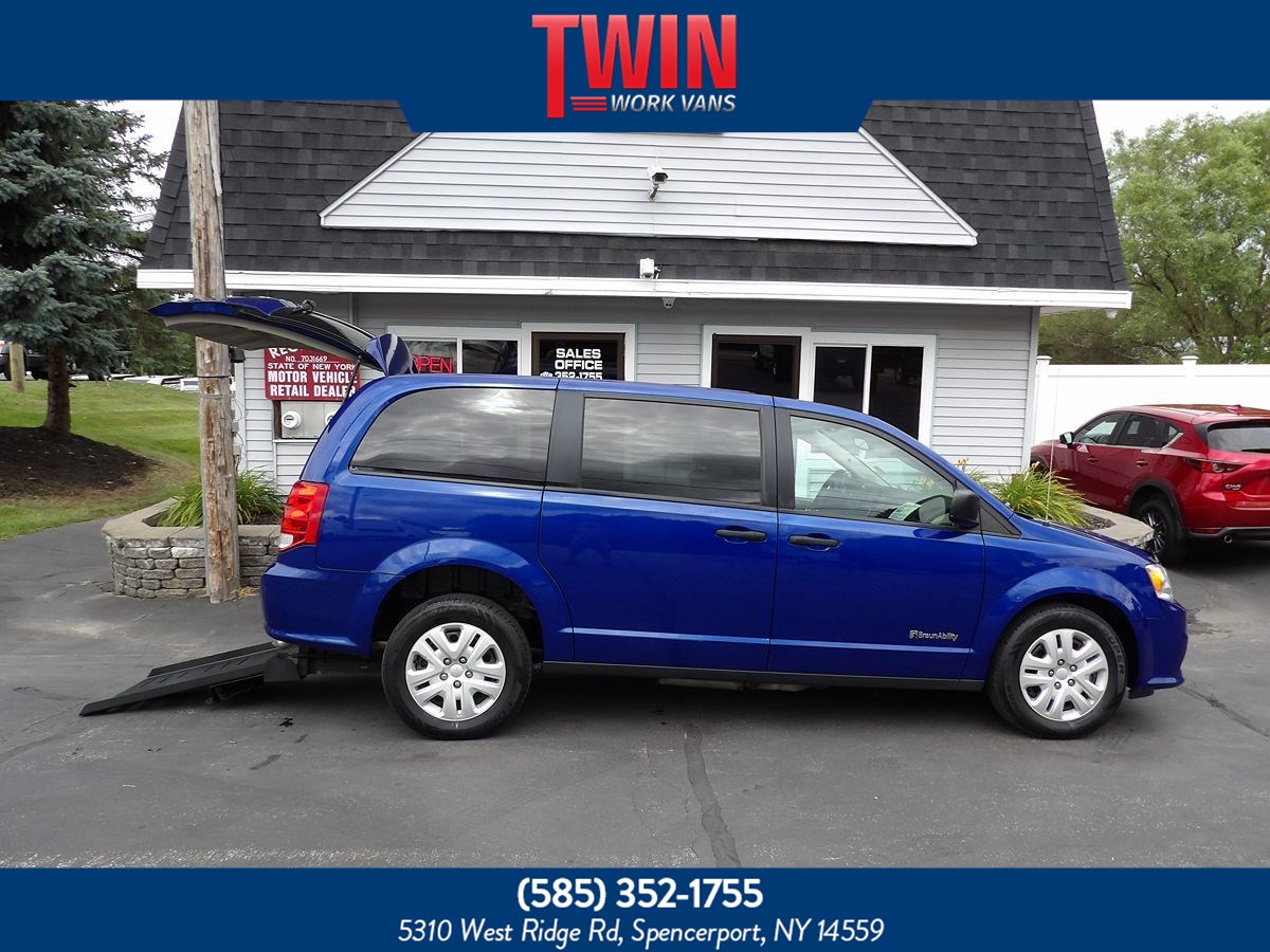 dodge grand caravan 2019 2C7WDGBG4KR698979 image dodge grand caravan 2019 2C7WDGBG4KR698979 image